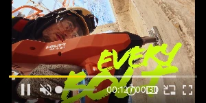 Creative Screenshot 2