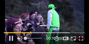 Creative Screenshot 2