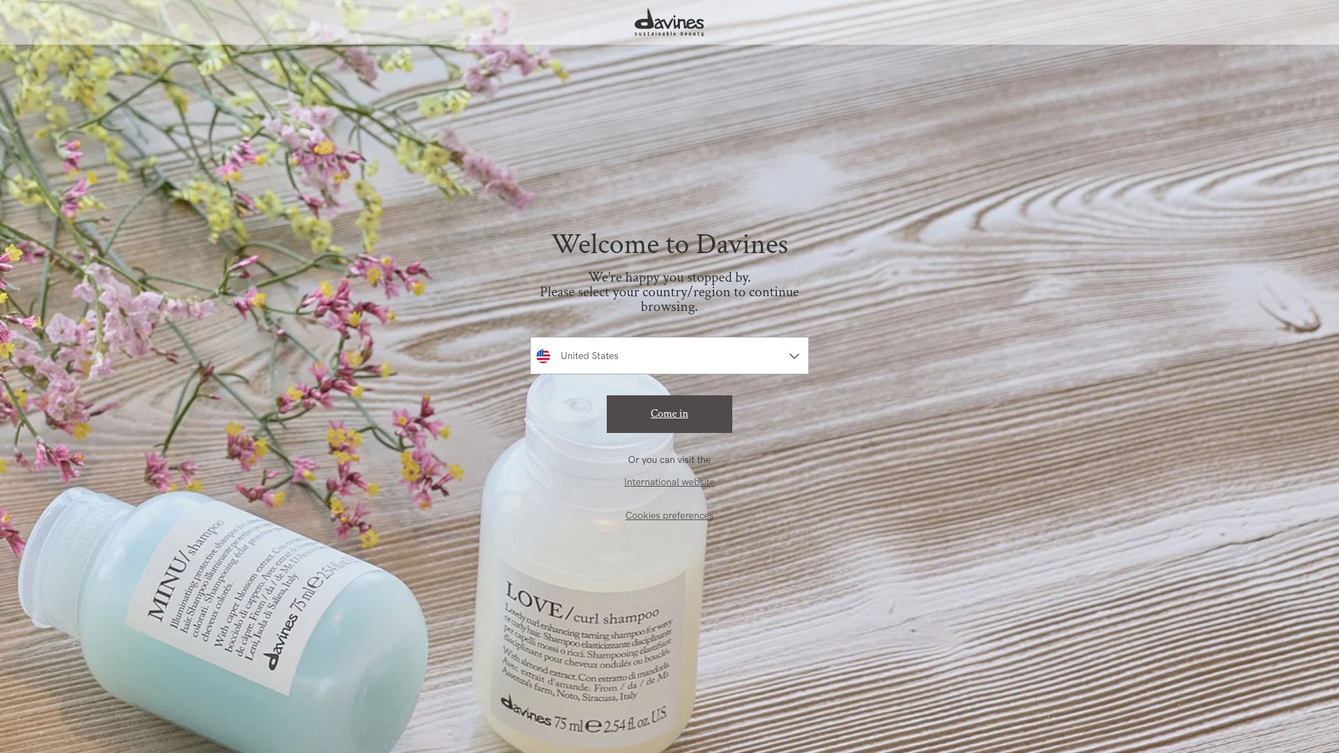 Screenshot of davines.com
